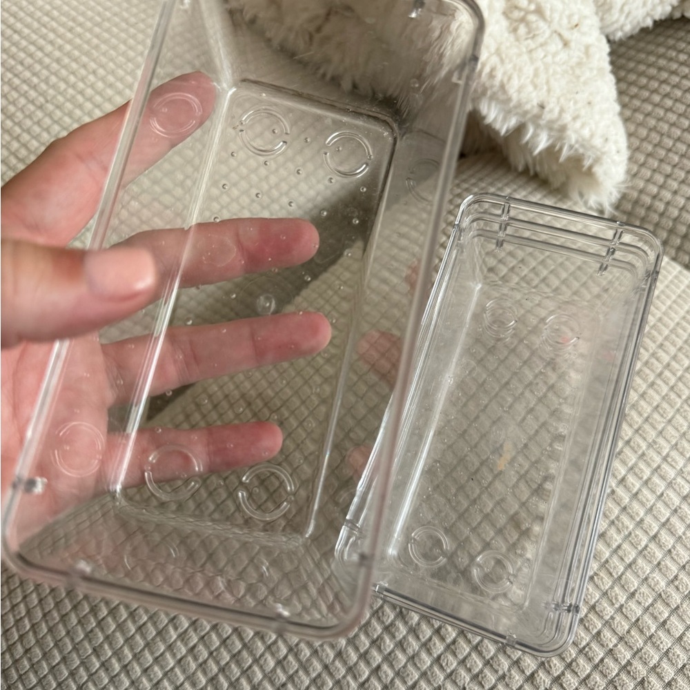 Clear Plastic Storage Bins Set 15+ pcs and 15 small plastic storage baggies - Picture 3 of 10